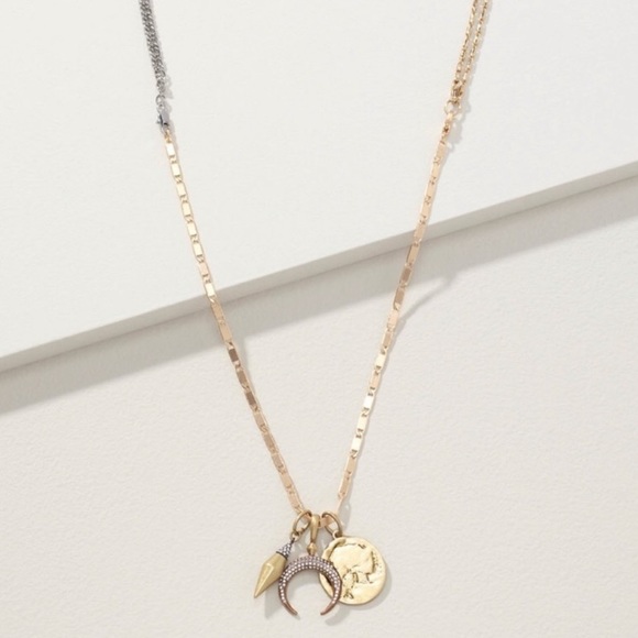 :: Stella & Dot | Versatile Vintage Gold Renegade Pendant Coin Arc Pave Necklace - Picture 5 of 5
